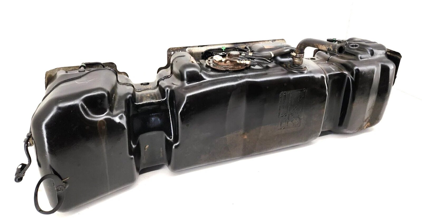 2004-2010 GMC Sierra Silverado 3500 Fuel Tank Chassis Cab Narrow Frame Main Gasoline, Left Inner Frame Rail