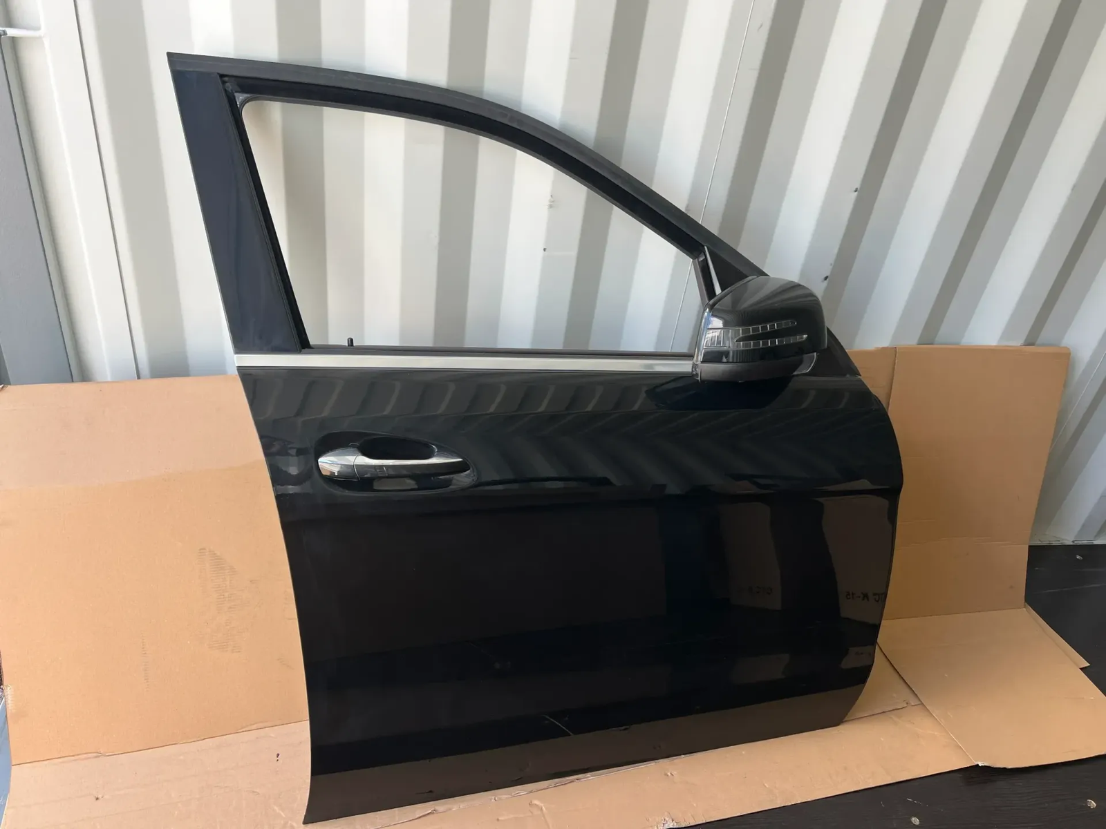Mercedes ML/GLE W166 Front Right Door Black 9040