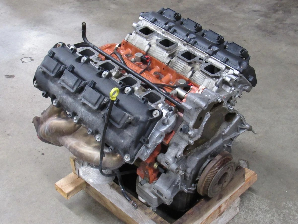 Second image of 6.4L 392 HEMI Long Block – Dogde Charger